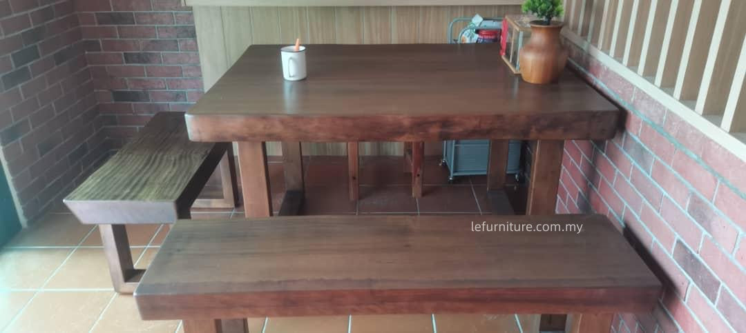 Sepetir Wood Table