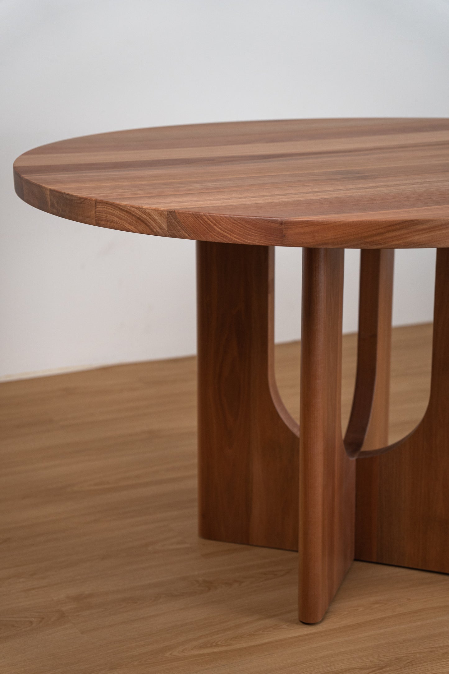 Nyatoh Wood Round table