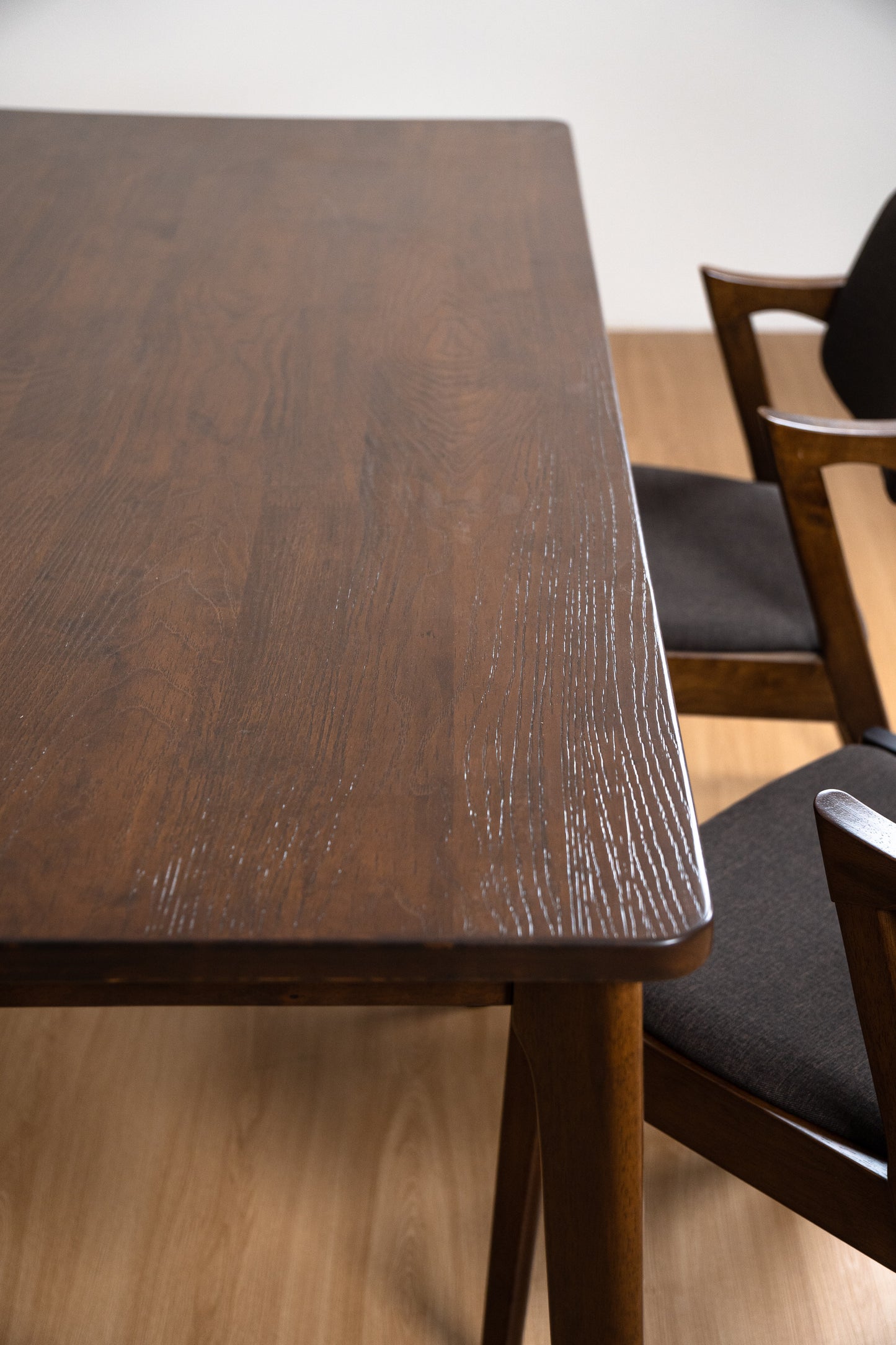 Risom Solid Rubber Wood Table Set
