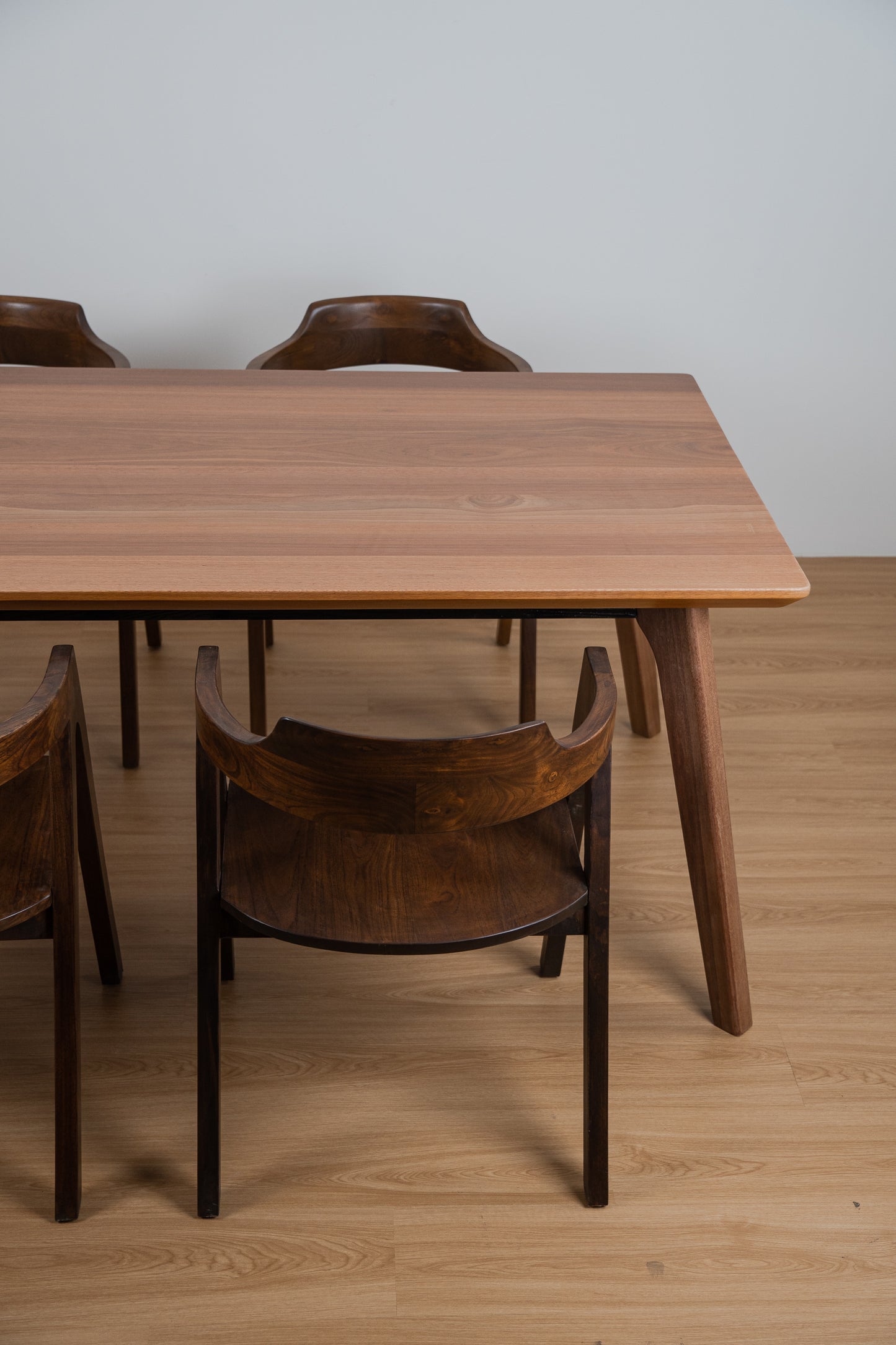 Peyan Nyatoh Wood Table Set